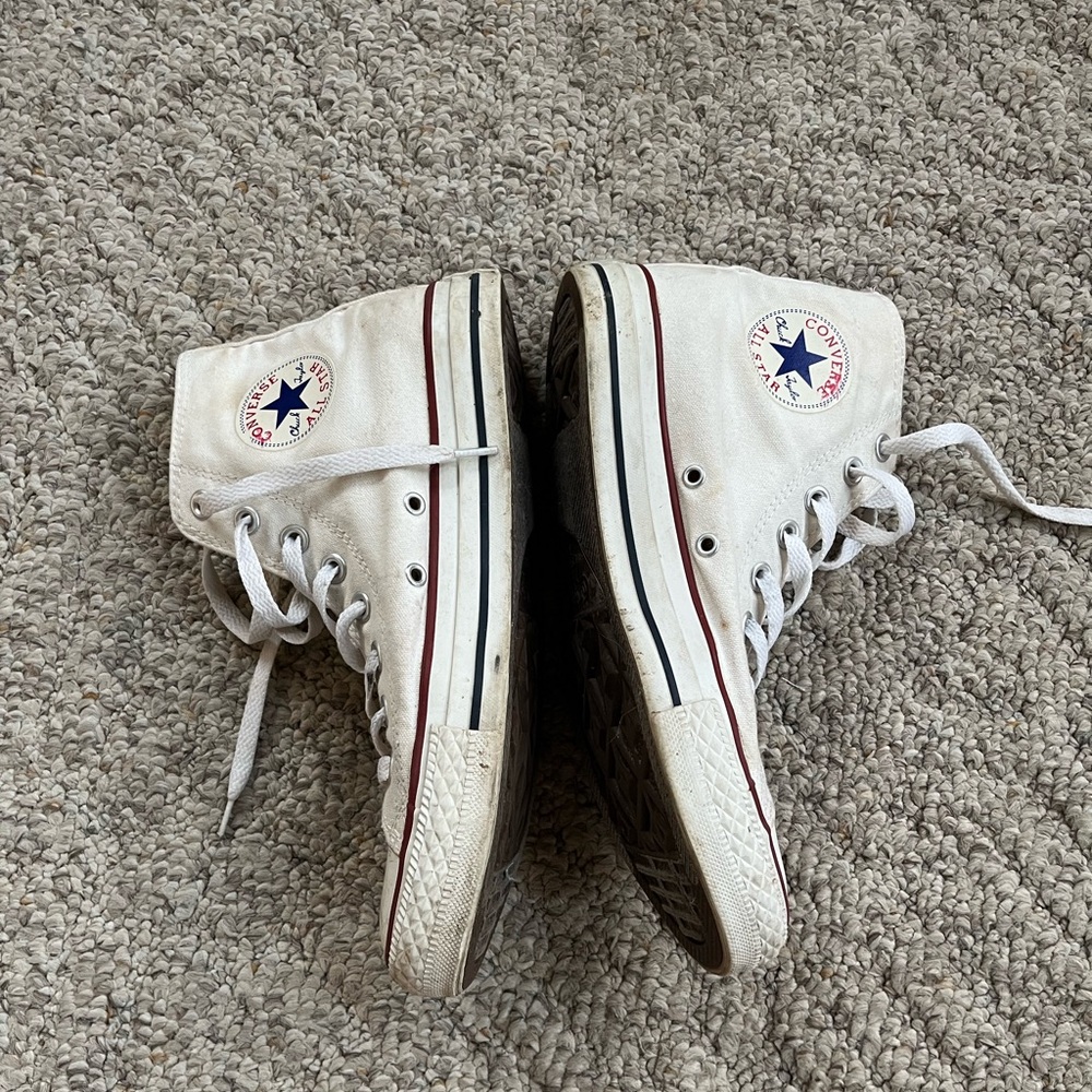 White High Top Converse - WNS 8.5 MNS 6.5